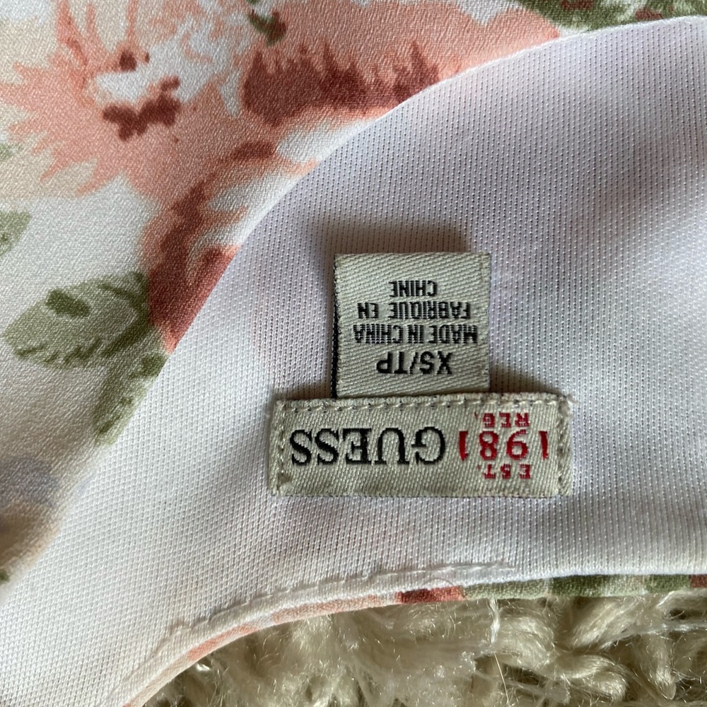 GUESS SUMMER TOP - Picture 3 of 6
